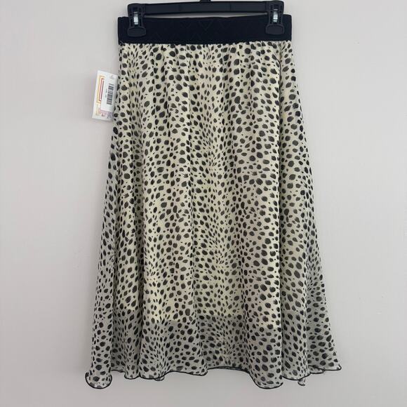 Lularoe Lola Skirt in Cheetah - Picture 5 of 7
